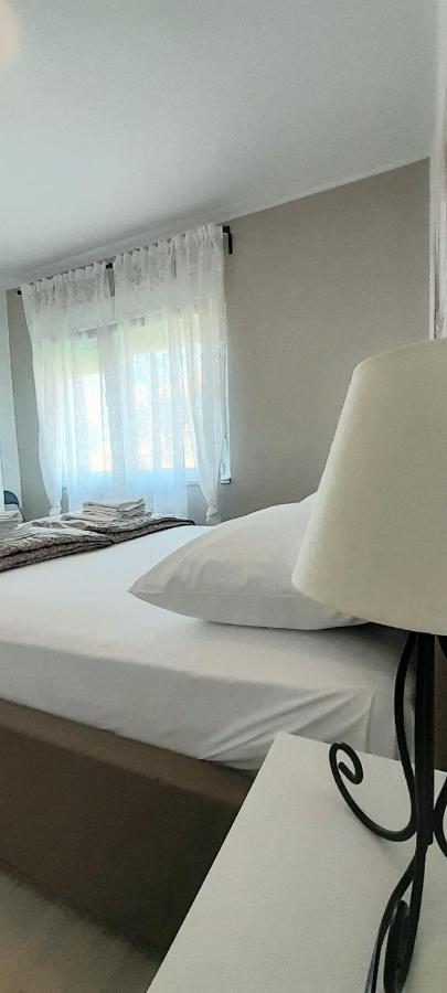 Villa Roso Kaštela Kültér fotó