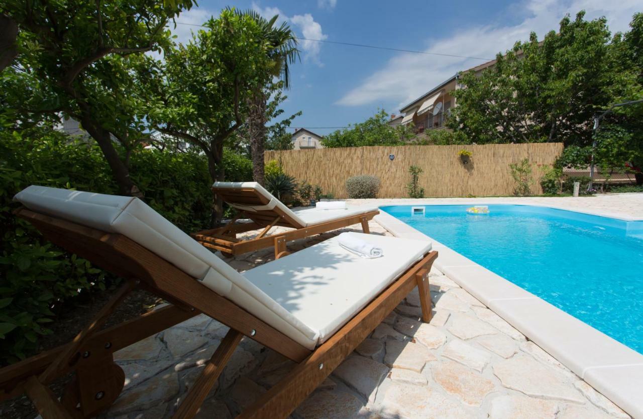 Villa Roso Kaštela Kültér fotó